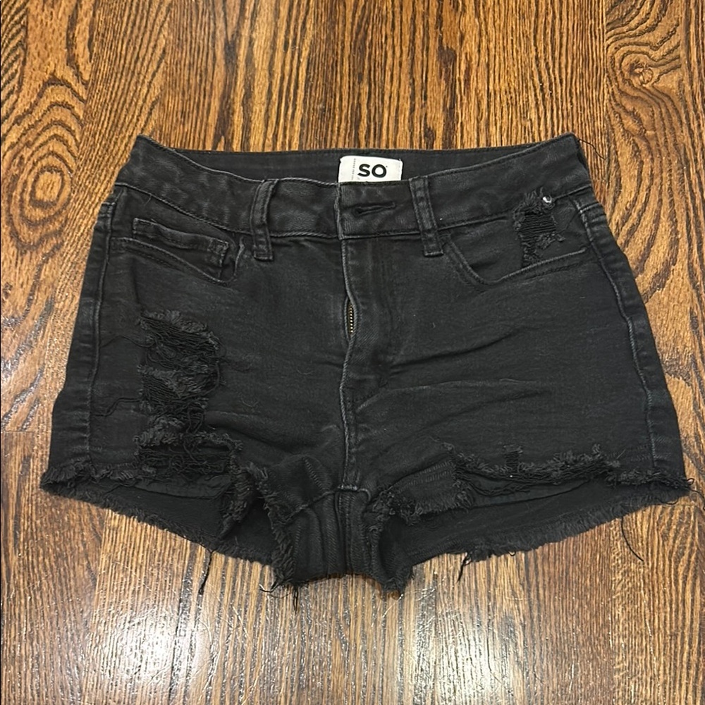 SO Black Distressed Jean Shorts Juniors Size 5/27